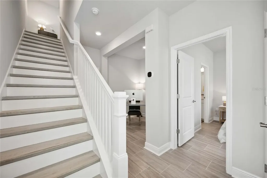 2344 Lindstrom Street Sarasota FL 34237