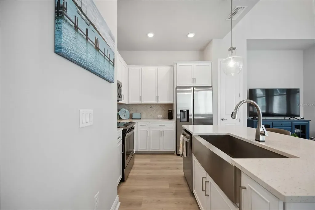 2344 Lindstrom Street Sarasota FL 34237