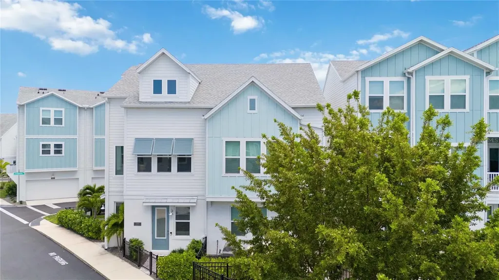 2344 Lindstrom Street Sarasota FL 34237