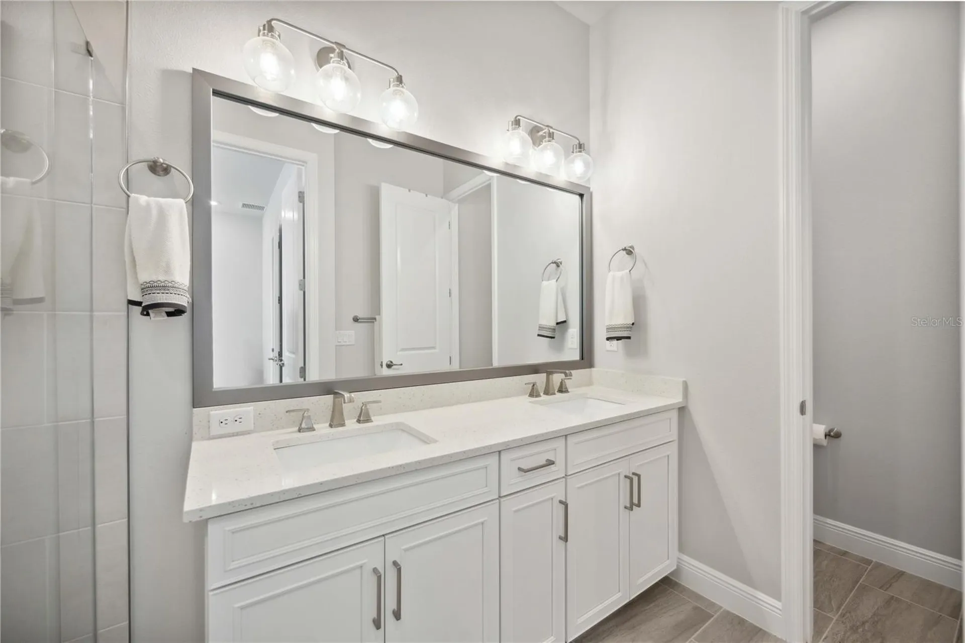 2344 Lindstrom Street Sarasota FL 34237