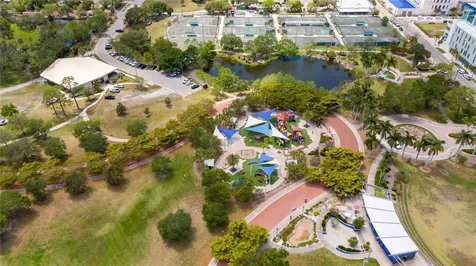2344 Lindstrom Street Sarasota FL 34237