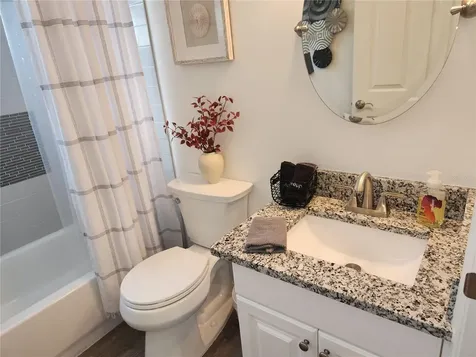 6503 Fairway Gardens Drive Bradenton FL 34203