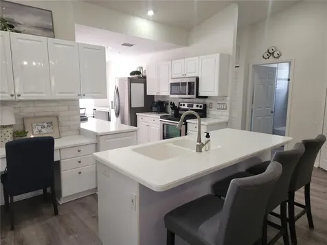 6503 Fairway Gardens Drive Bradenton FL 34203