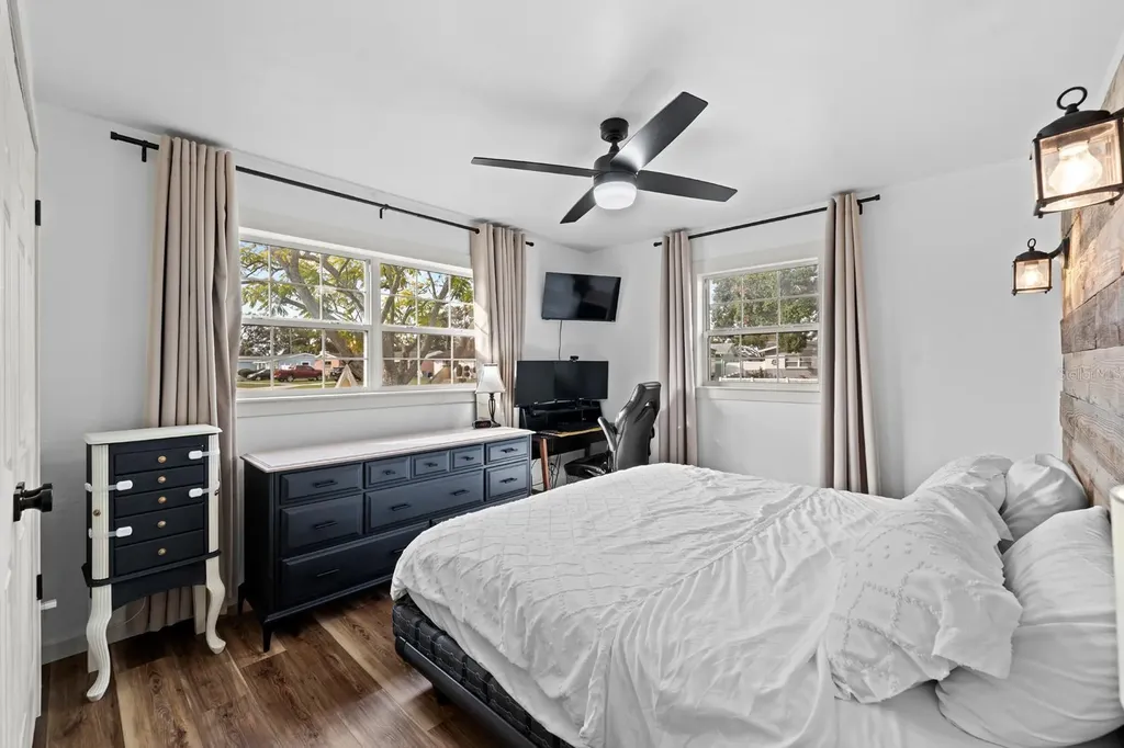 8701 56th Street N Pinellas Park FL 33782