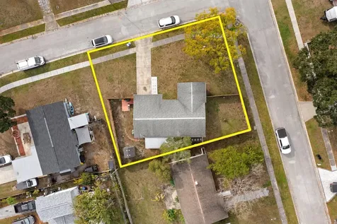 8701 56th Street N Pinellas Park FL 33782