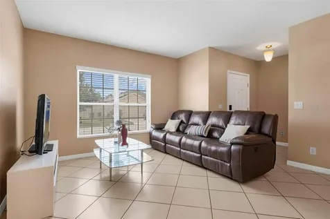540 Vitoria Road Davenport FL 33837
