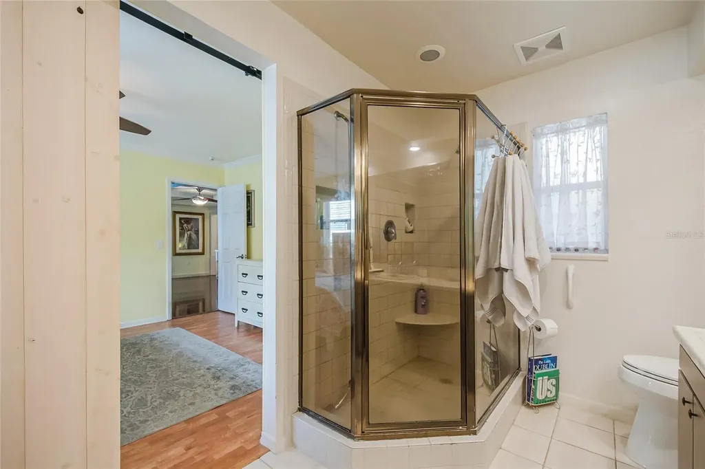 617 Riverview Avenue Altamonte Springs FL 32714