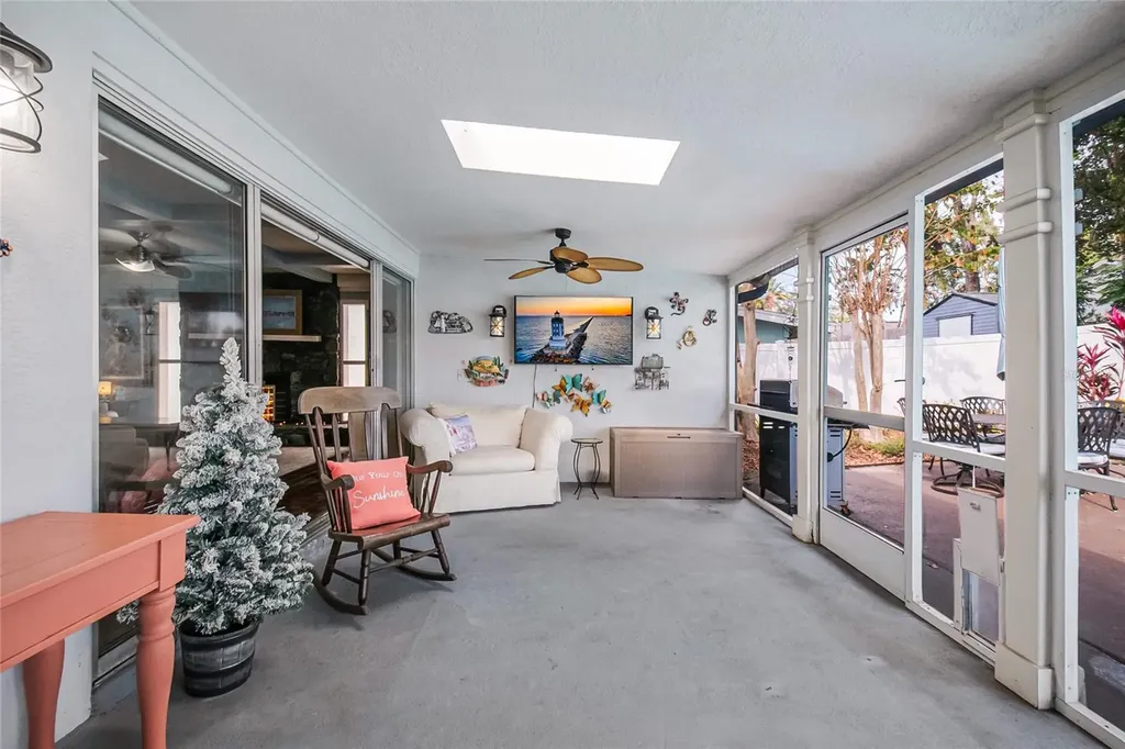 617 Riverview Avenue Altamonte Springs FL 32714