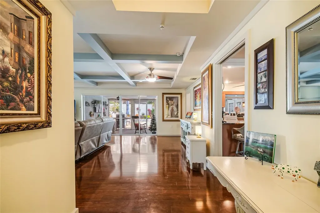 617 Riverview Avenue Altamonte Springs FL 32714