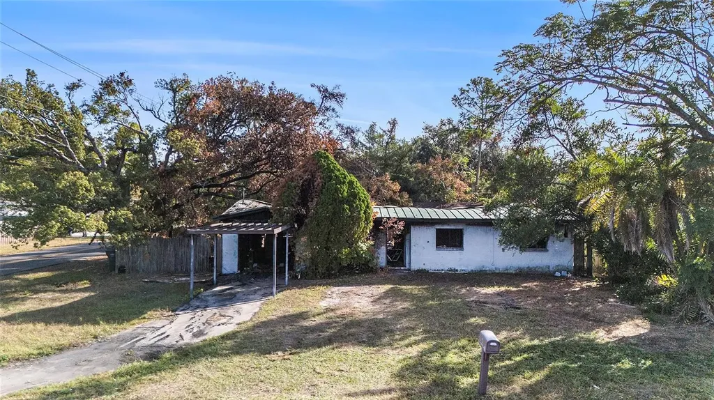 11747 Christian Court Tampa FL 33612