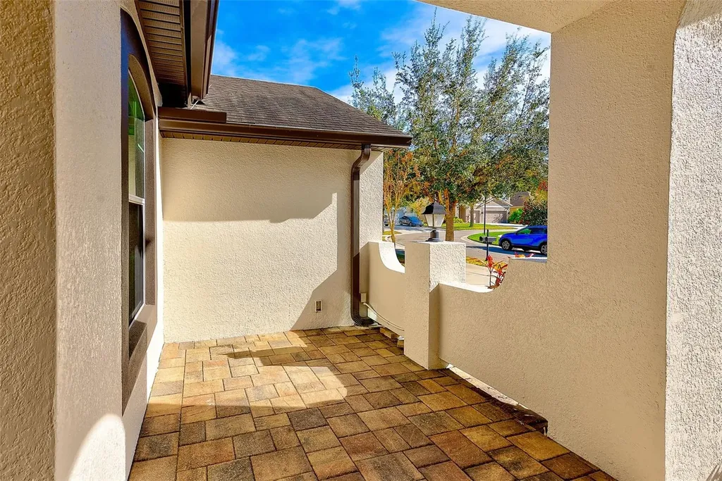 2134 Valterra Vista Way Valrico FL 33594