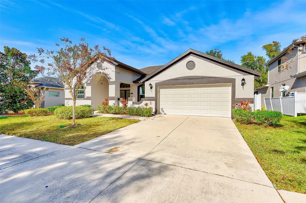 2134 Valterra Vista Way Valrico FL 33594