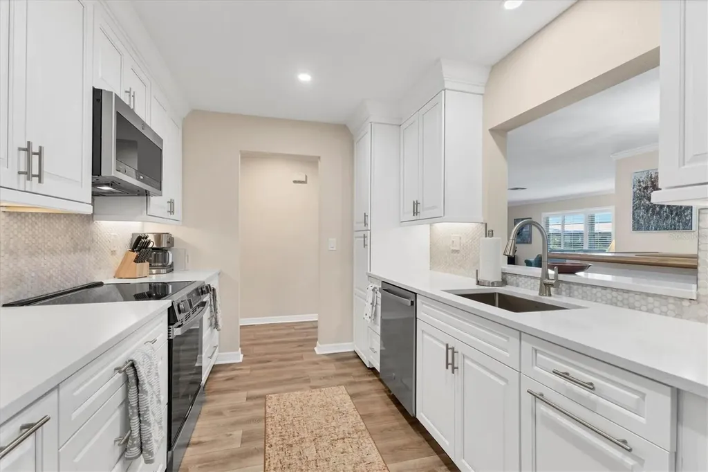 1305 68th Street W Bradenton FL 34209