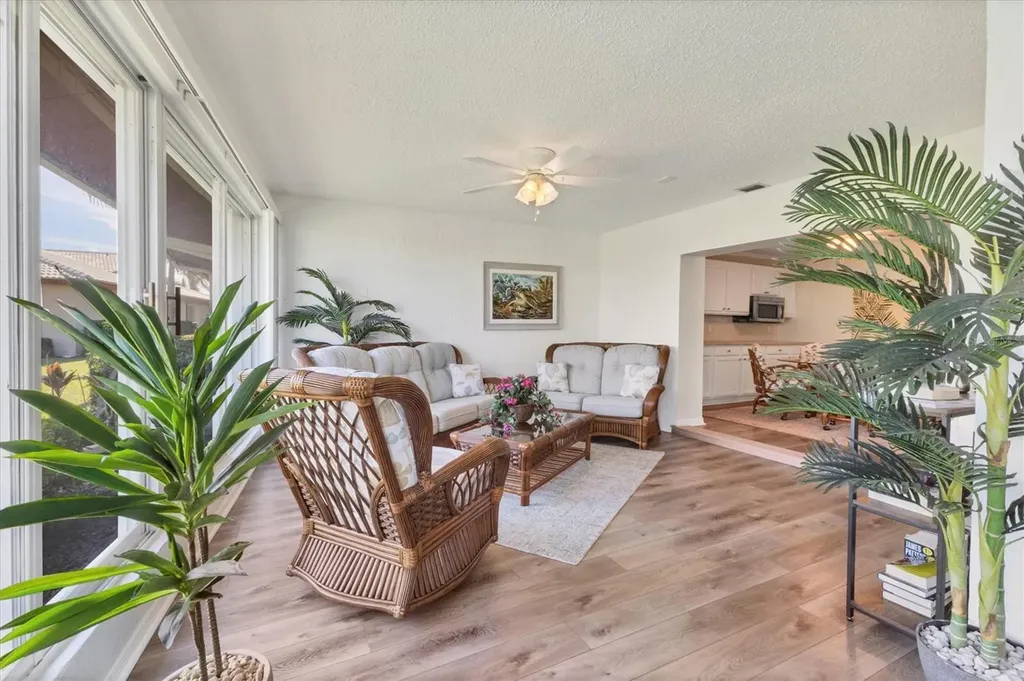 1305 68th Street W Bradenton FL 34209