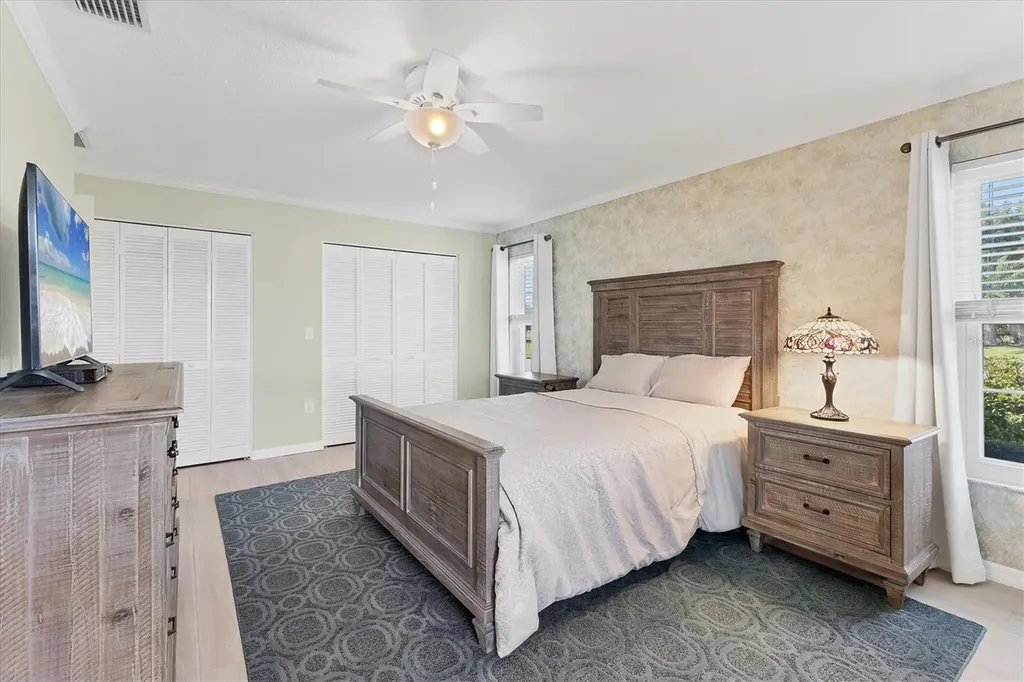 1305 68th Street W Bradenton FL 34209