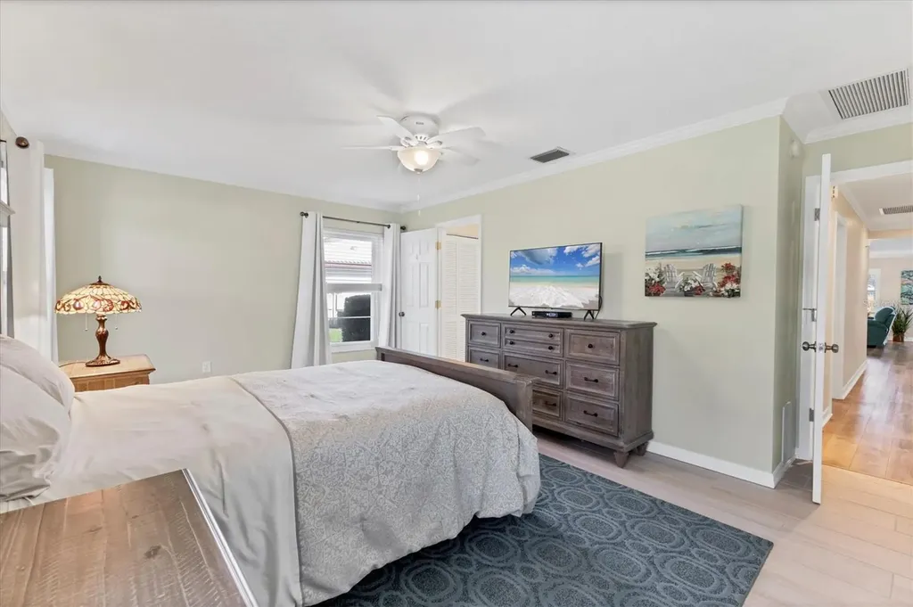 1305 68th Street W Bradenton FL 34209