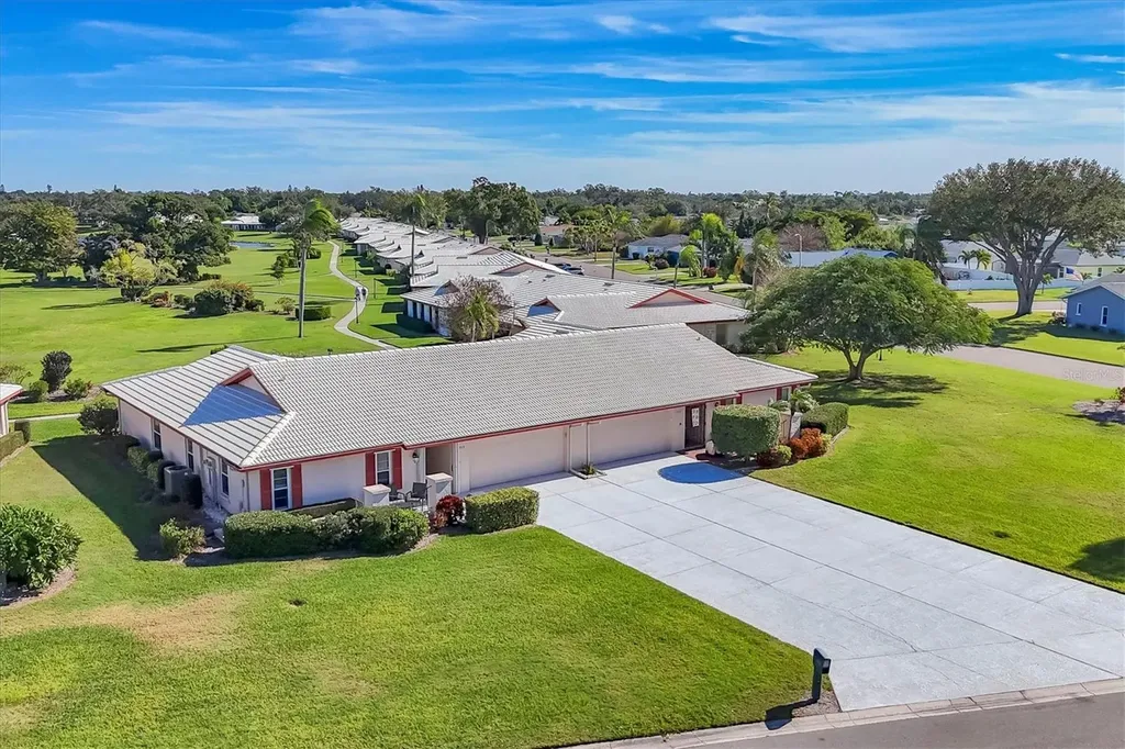 1305 68th Street W Bradenton FL 34209