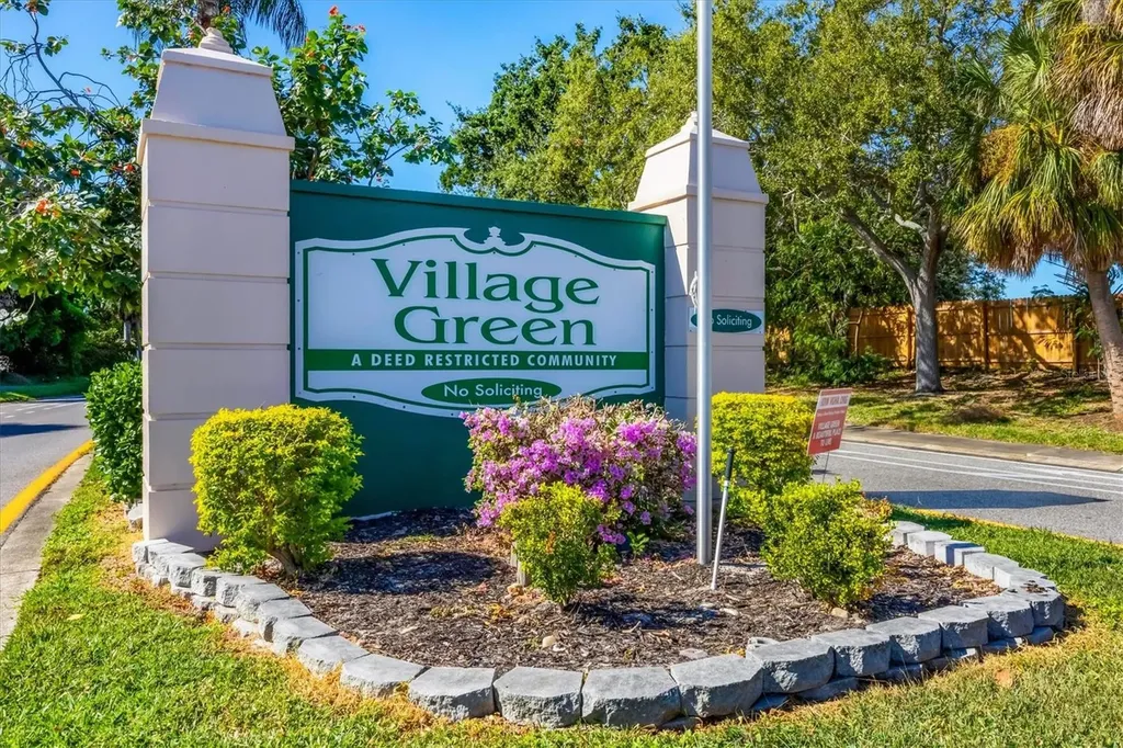 1305 68th Street W Bradenton FL 34209