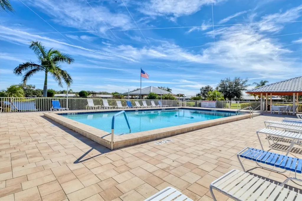 1305 68th Street W Bradenton FL 34209