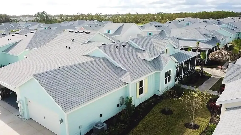280 Last Mango Daytona Beach FL 32124