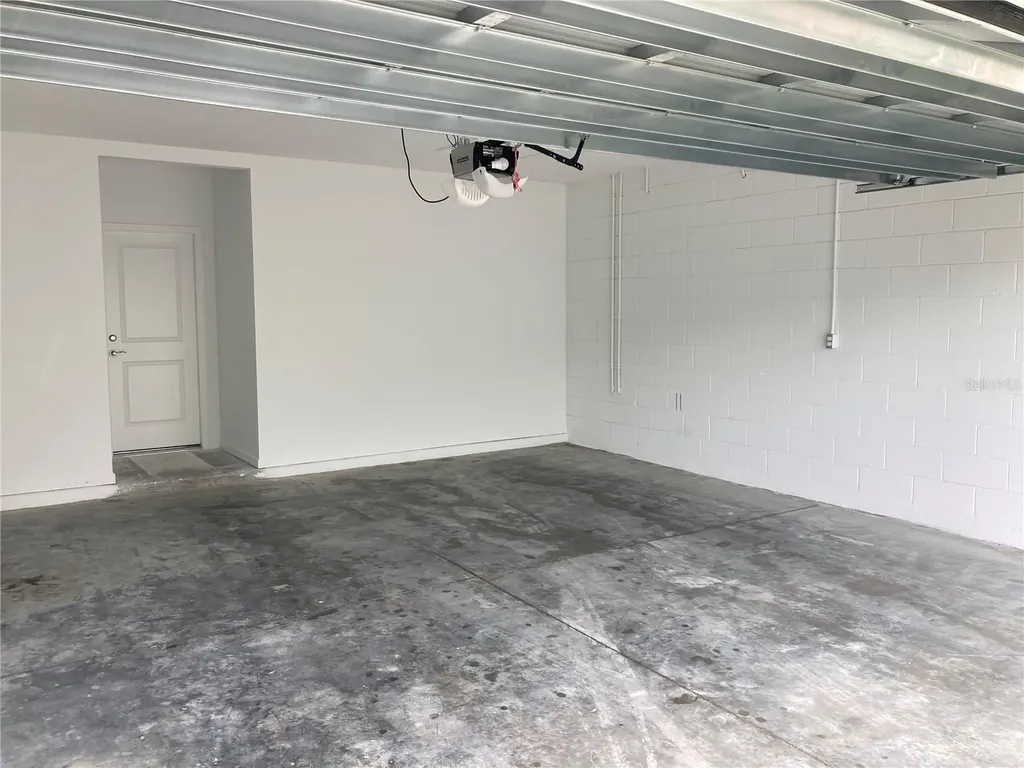 280 Last Mango Daytona Beach FL 32124
