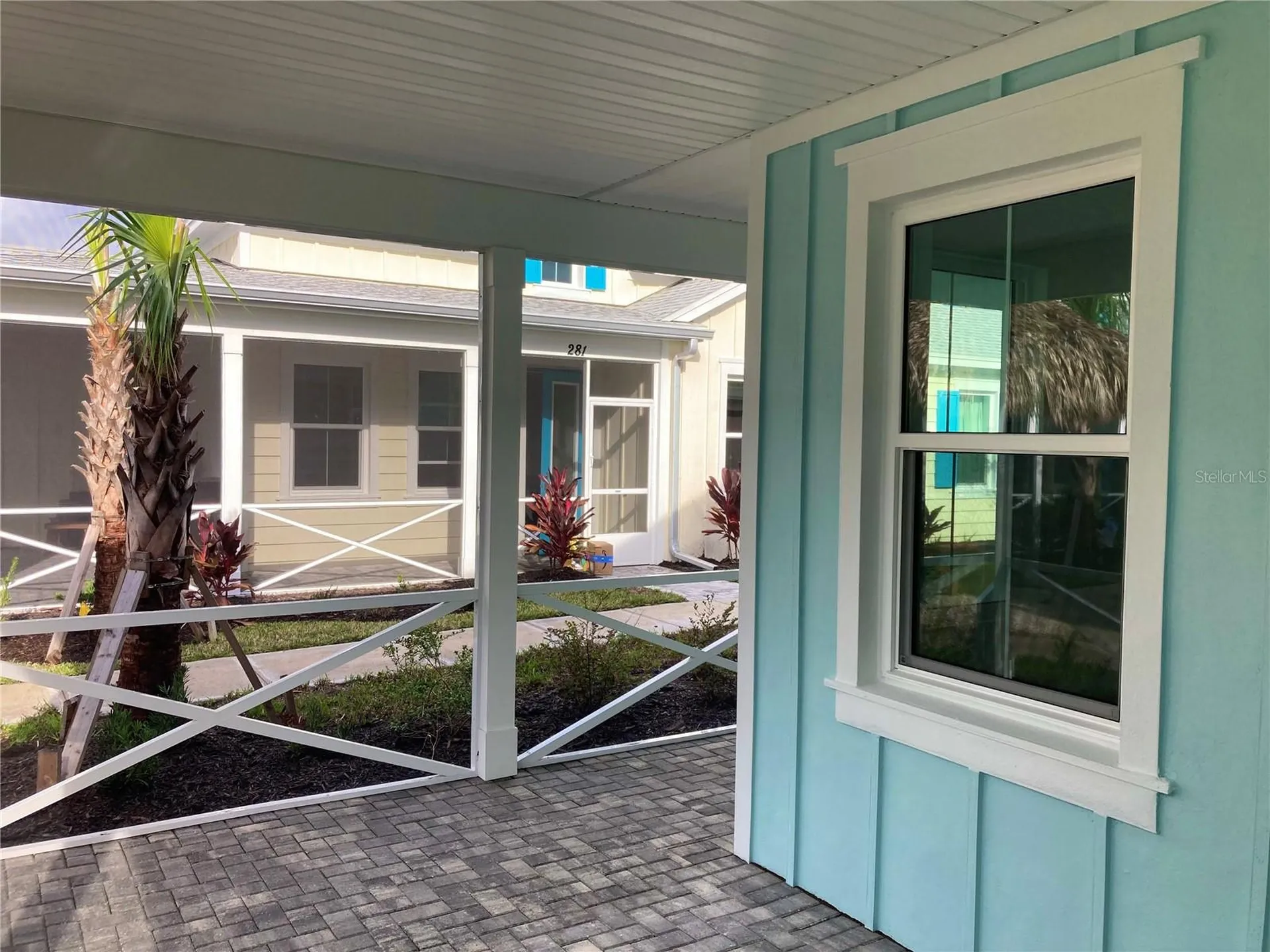 280 Last Mango Daytona Beach FL 32124