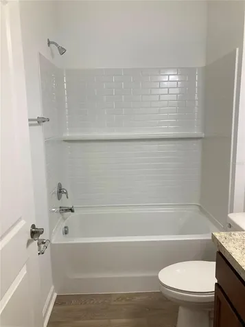 280 Last Mango Daytona Beach FL 32124
