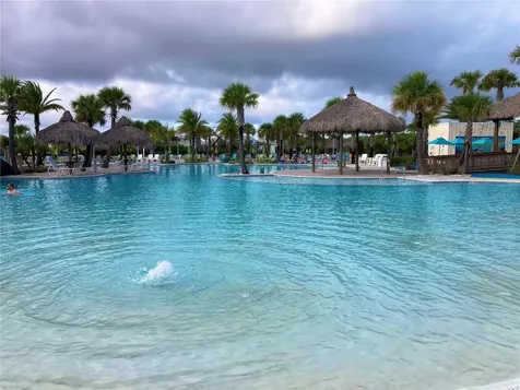 280 Last Mango Daytona Beach FL 32124