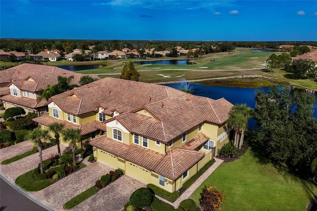 8336 Miramar Way Lakewood Ranch FL 34202