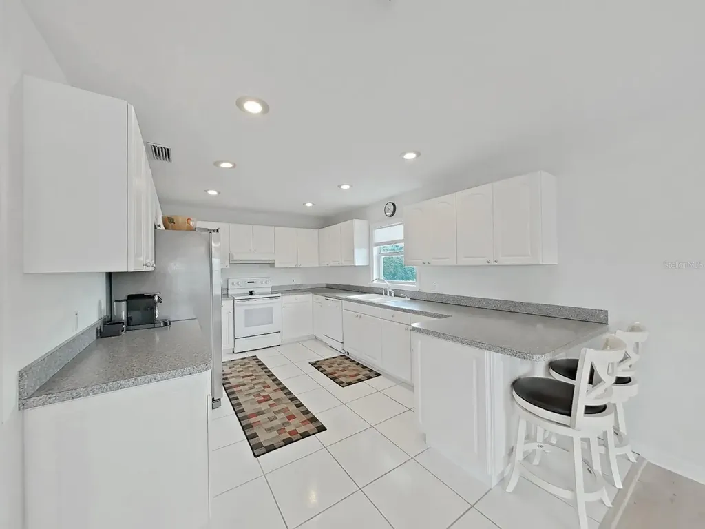 7438 S Gulf Way Hudson FL 34667