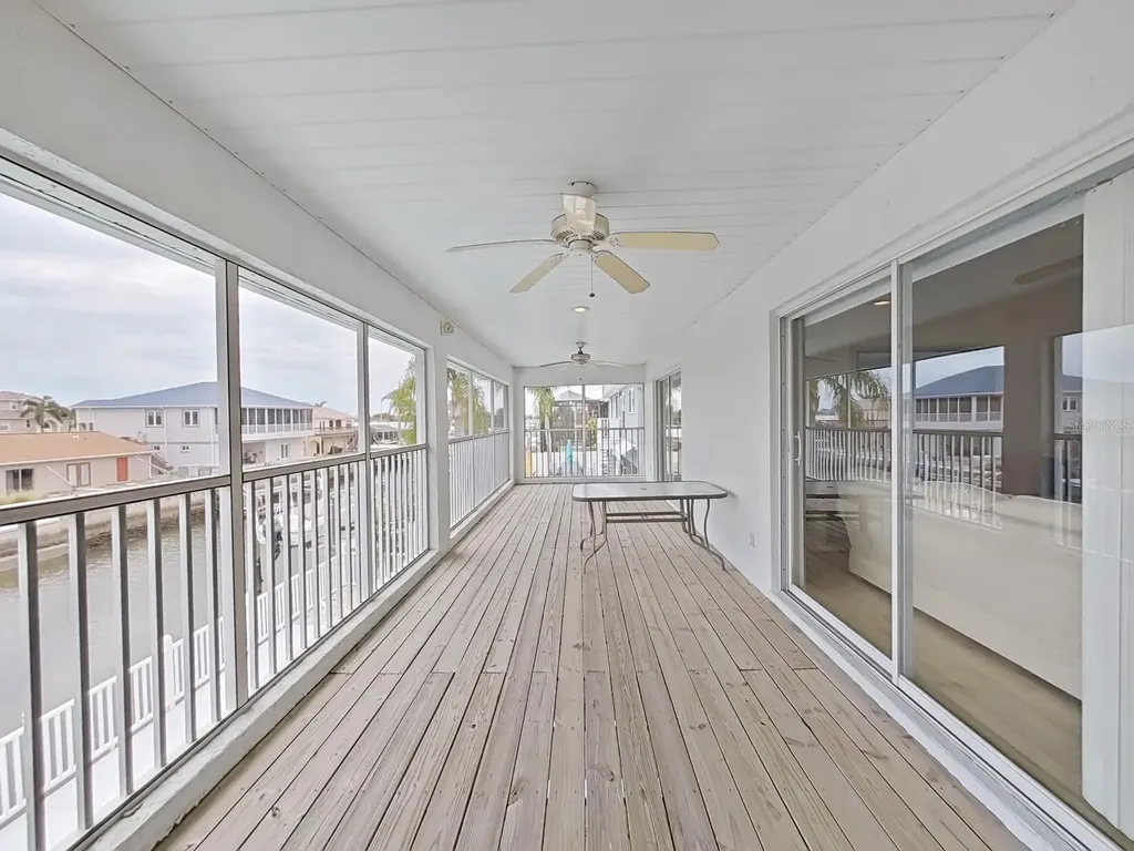 7438 S Gulf Way Hudson FL 34667