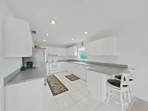 7438 S Gulf Way Hudson FL 34667