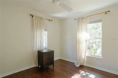 2337 Ixora Avenue Sarasota FL 34234