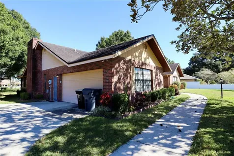 202 Crystal Court Winter Haven FL 33880