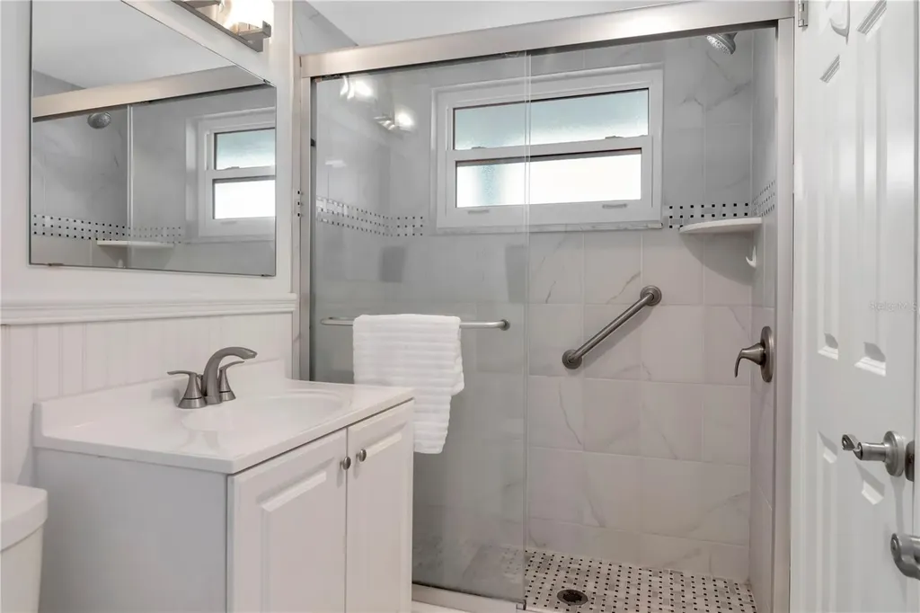 4390 Exeter Drive Longboat Key FL 34228
