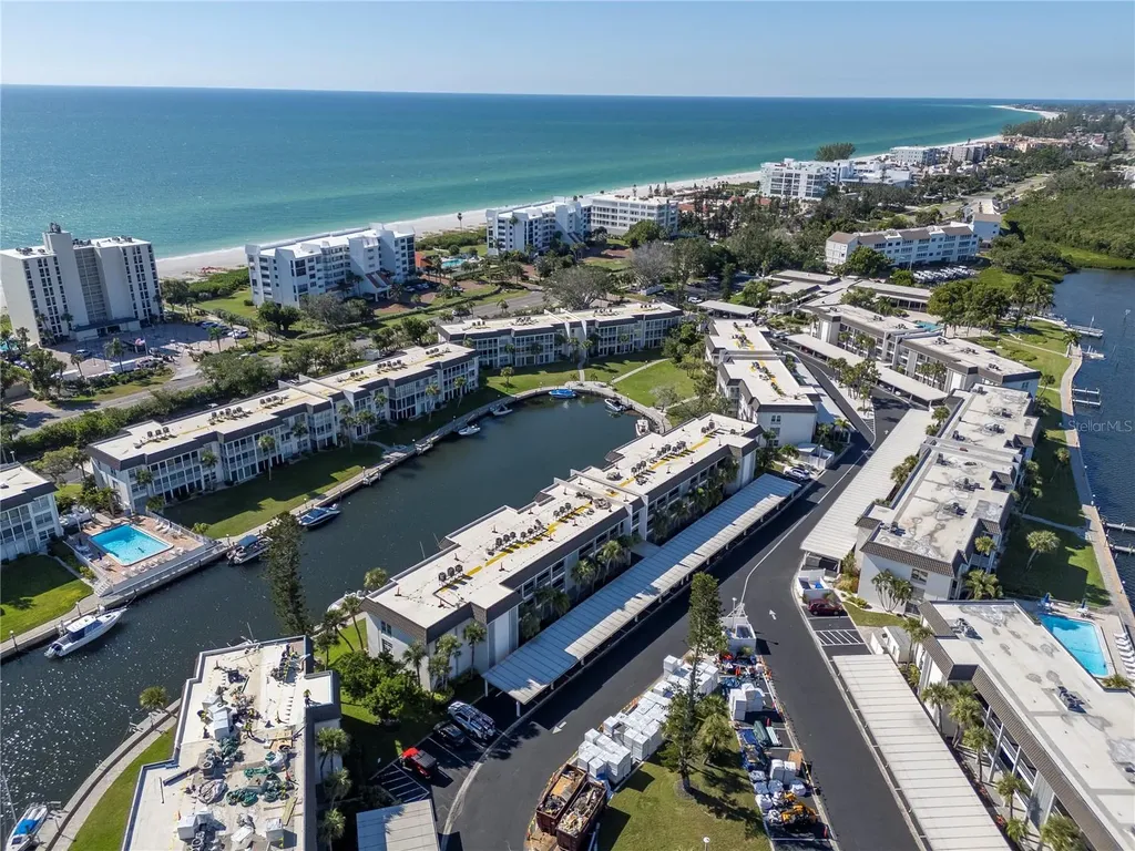 4390 Exeter Drive Longboat Key FL 34228