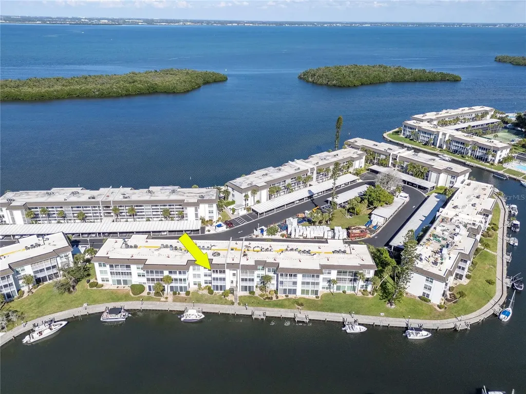 4390 Exeter Drive Longboat Key FL 34228