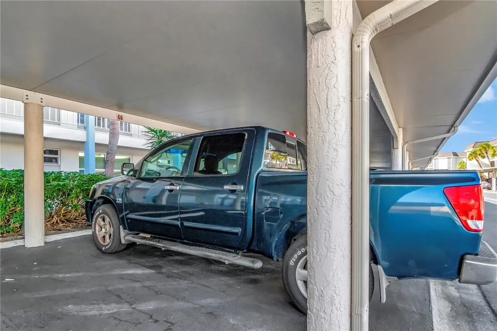 4390 Exeter Drive Longboat Key FL 34228