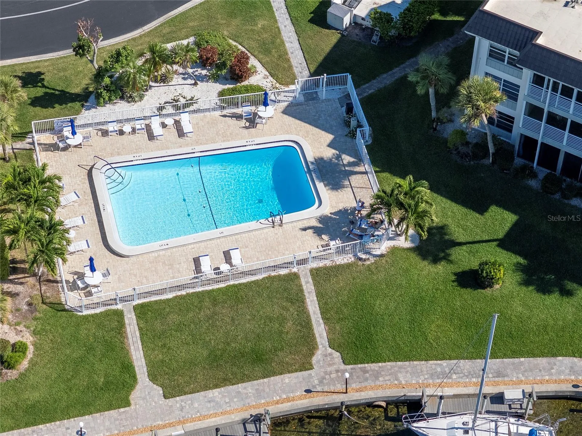4390 Exeter Drive Longboat Key FL 34228