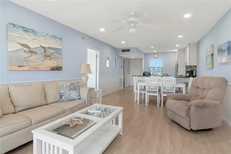 4390 Exeter Drive Longboat Key FL 34228