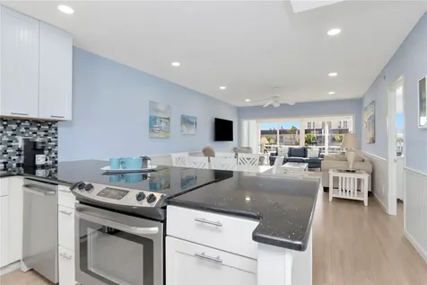 4390 Exeter Drive Longboat Key FL 34228