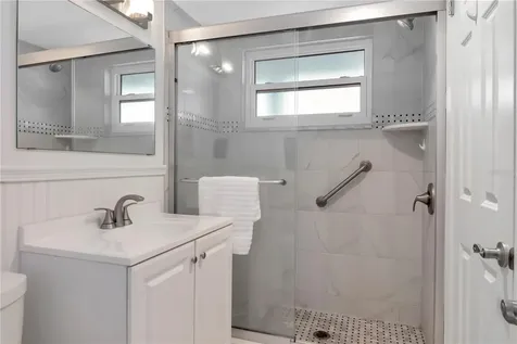 4390 Exeter Drive Longboat Key FL 34228
