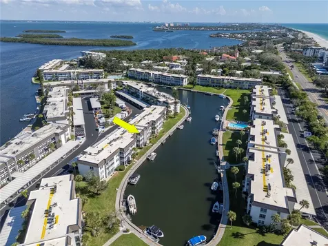 4390 Exeter Drive Longboat Key FL 34228