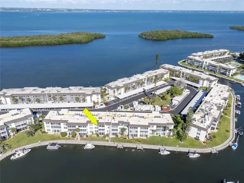 4390 Exeter Drive Longboat Key FL 34228