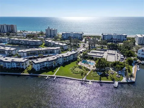4390 Exeter Drive Longboat Key FL 34228