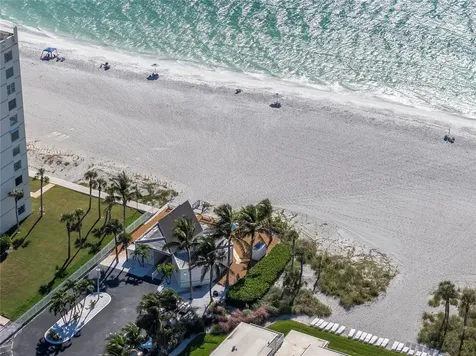 4390 Exeter Drive Longboat Key FL 34228