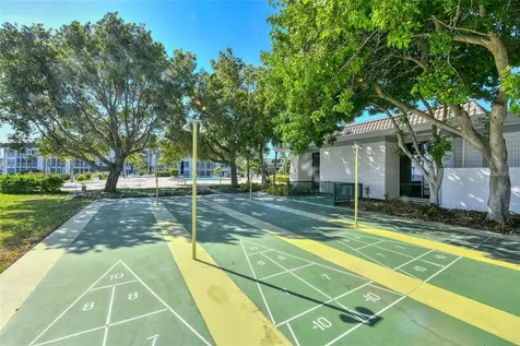 4390 Exeter Drive Longboat Key FL 34228