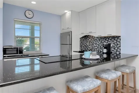 4390 Exeter Drive Longboat Key FL 34228