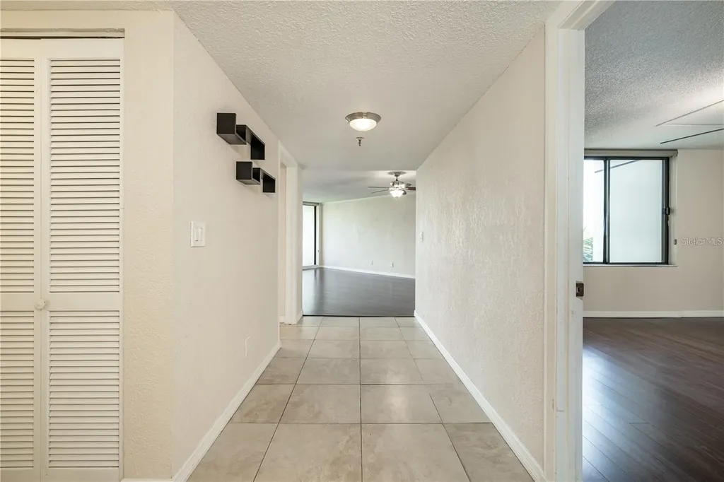 5950 Pelican Bay Plaza S Gulfport FL 33707