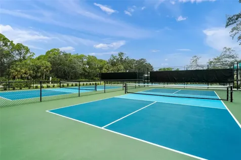 6660 Saint James Crossing University Park FL 34201